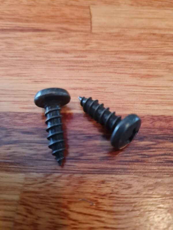 Pull grip screws