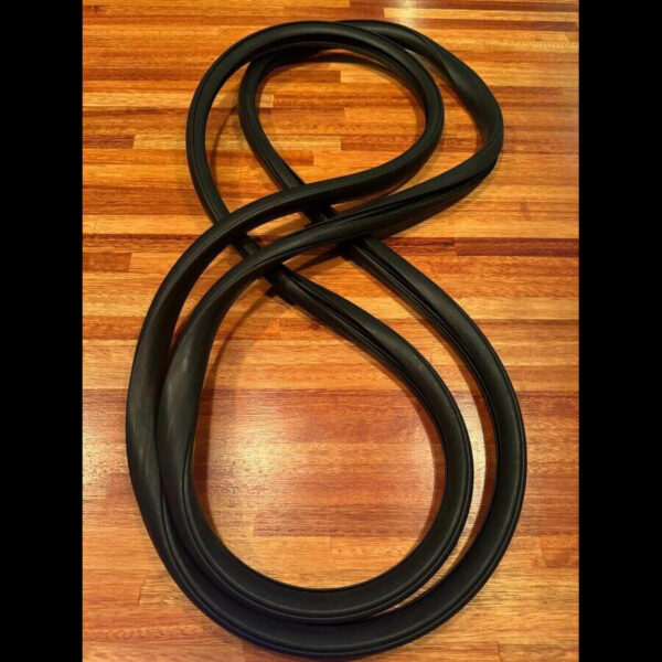 Windscreen rubber
