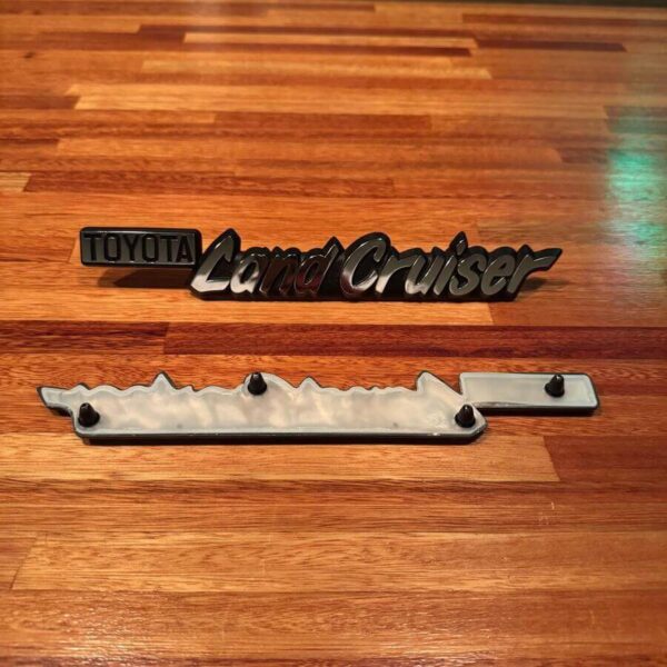 Landcruiser emblem 80-84