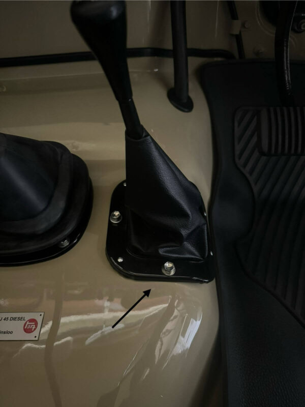 4wd boot next to gearlever post 74 pre 80 each 3 of 25mm